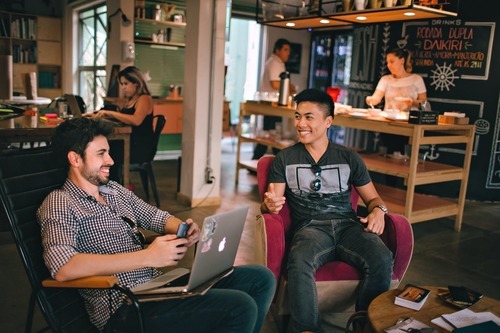 Arbeit in den Coworking Space auslagern